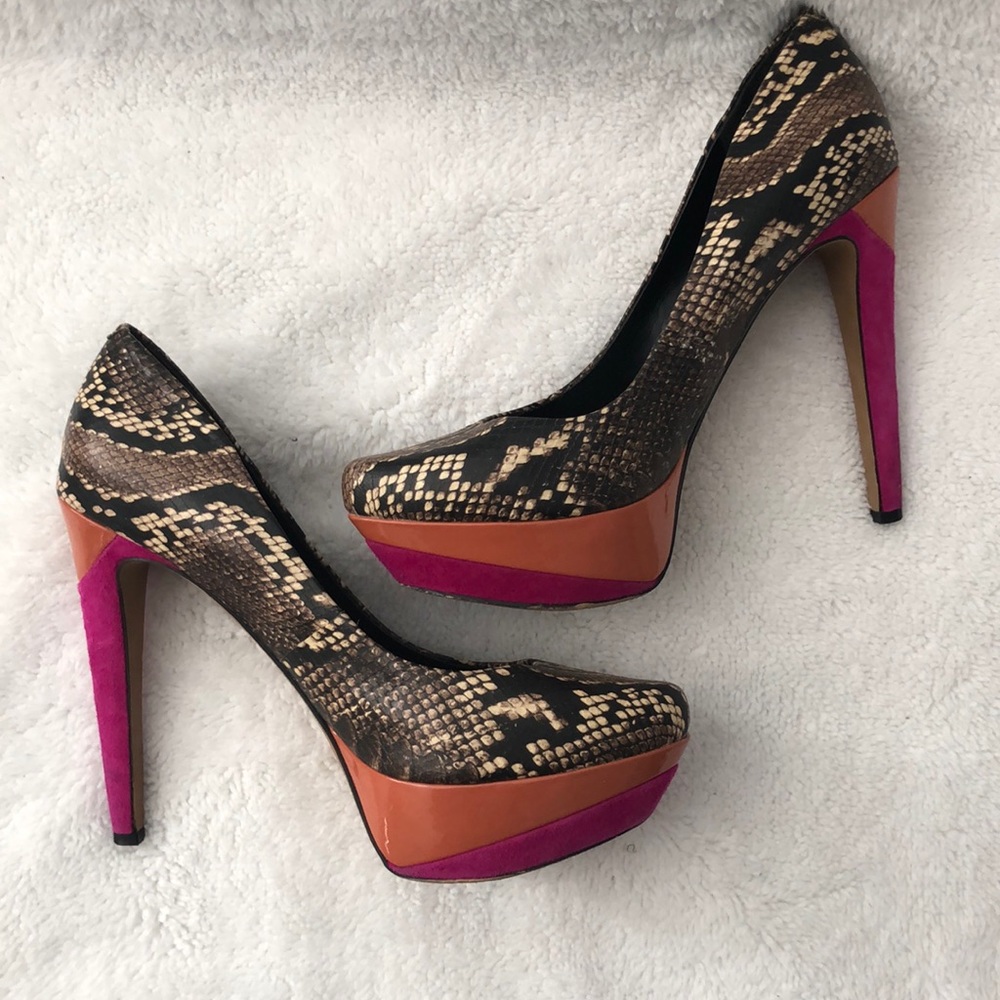 Jessica Simpson heels